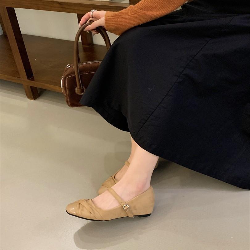 ~ Gentle Fairy Wind Square Head Mary Jane Shoes One-word Buckle French Temperament Inner Height-increasing Shoes Women's Thick Heel Single Shoes