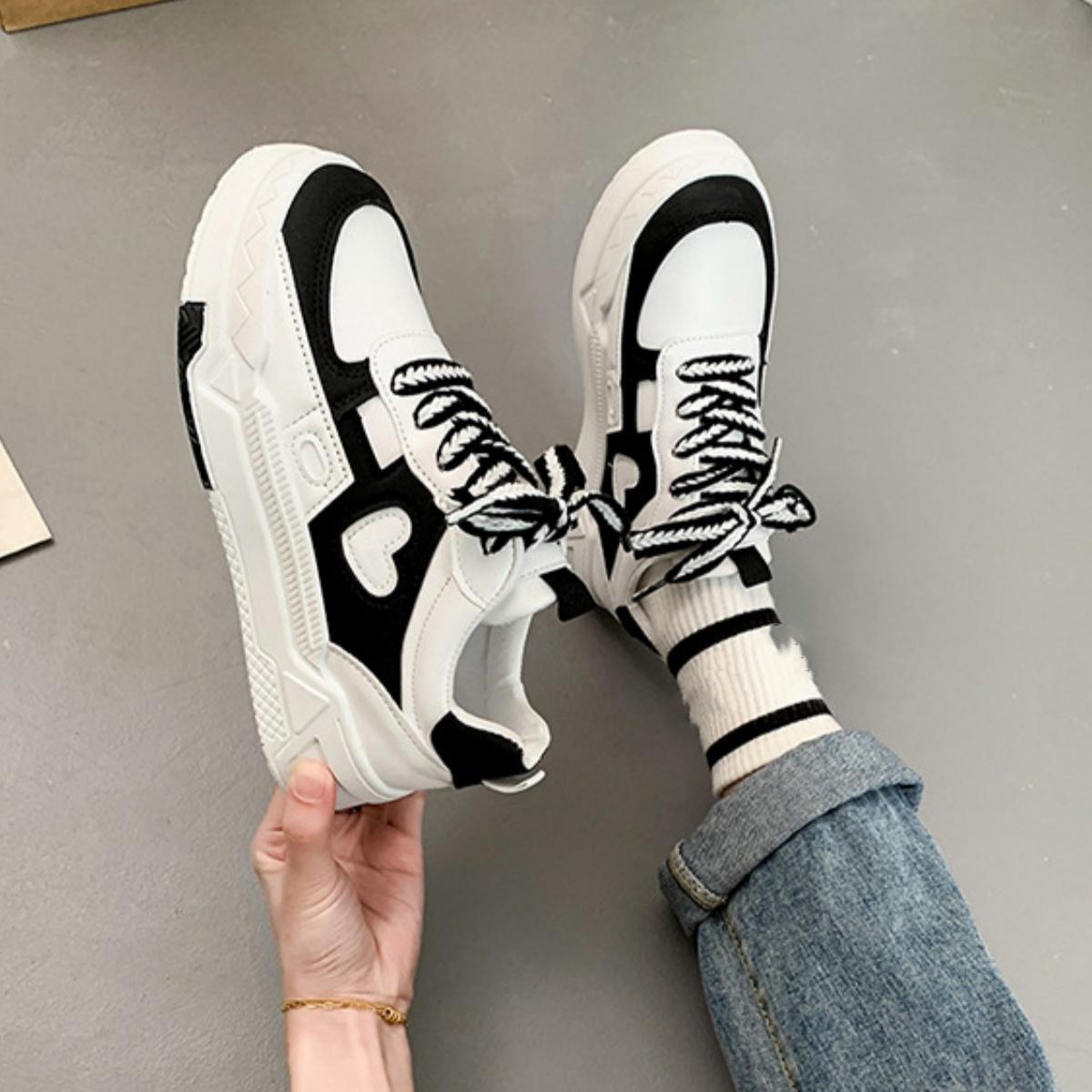 

Fashion New Thick-soled Non-slip Walking Shoes Spring/autumn Round Toe Lace-up Sexy Comfortable Casual Sneakers for Women 39