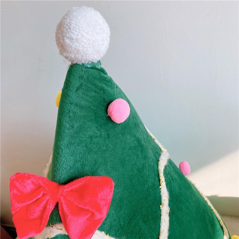 Nid chaud pour animaux de compagnie en hiver: Igloo de Noël pour chat et chien avec nœud papillon