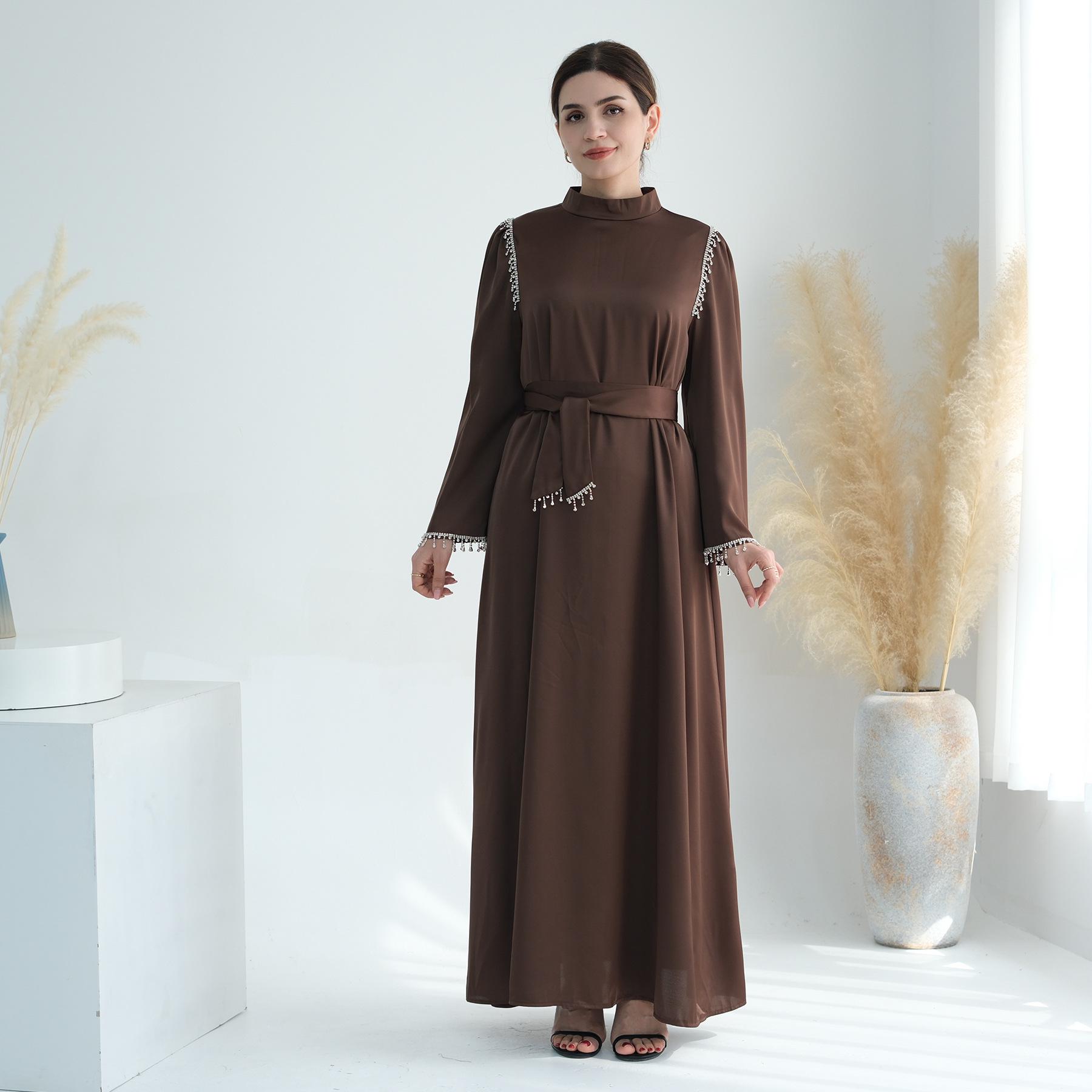 

Aiyirui Elegant Plus Size Rhinestone Dress 710 S
