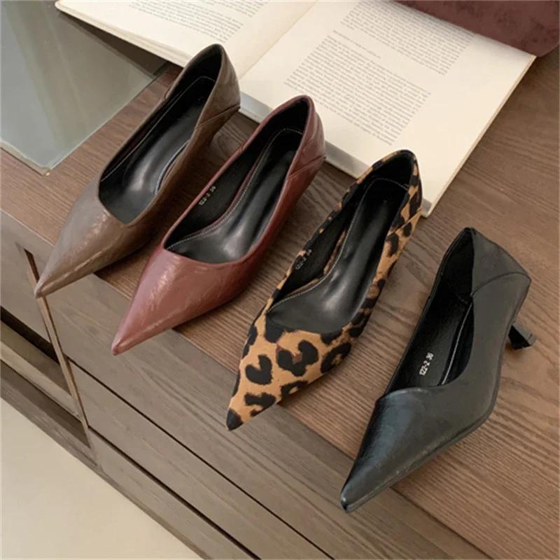 Fashion Fashion Pointed Toe Woman Pumps Leopard Print Thin Low Heels Women Shoes Brand Mules Elegant Casual Party Shoes Zapatos De Mujer