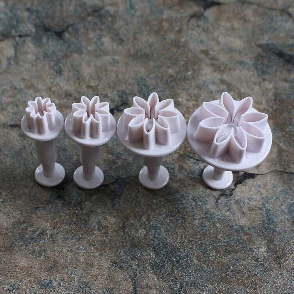 4Pcs Reusable Daisy Flower Cake Decoration Fondant Mold Cake Cutter Cookie Mold Plunger Mould