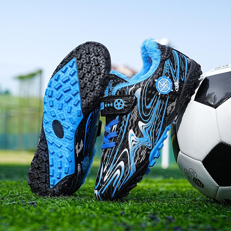 Winter Youth Students Children's Football Shoes Boys Girls Flat Shattered Nails Competition Training Shoes Sneakers Girls