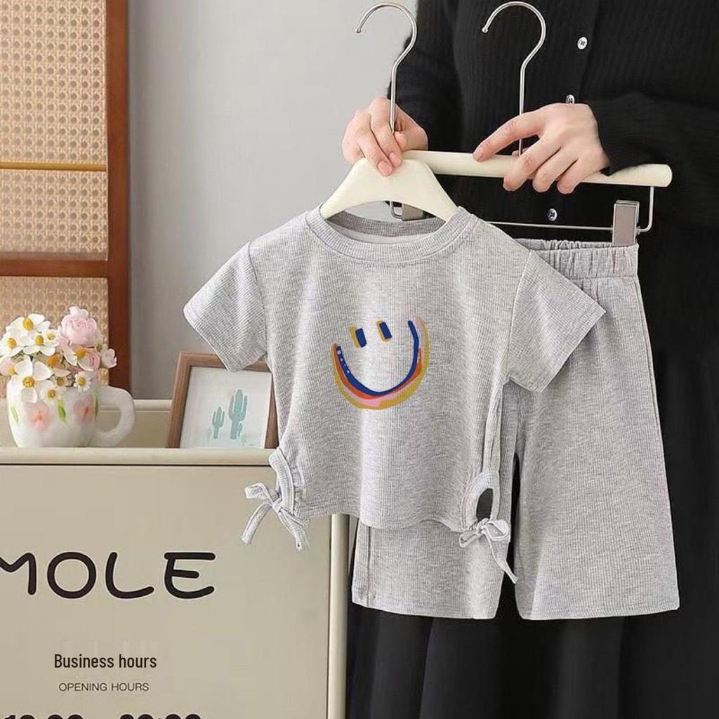 Korean Summer Girls' Sweet T-shirt & Stylish 7-Point Pants Set - Short Sleeve Children's Wear Two-Piece