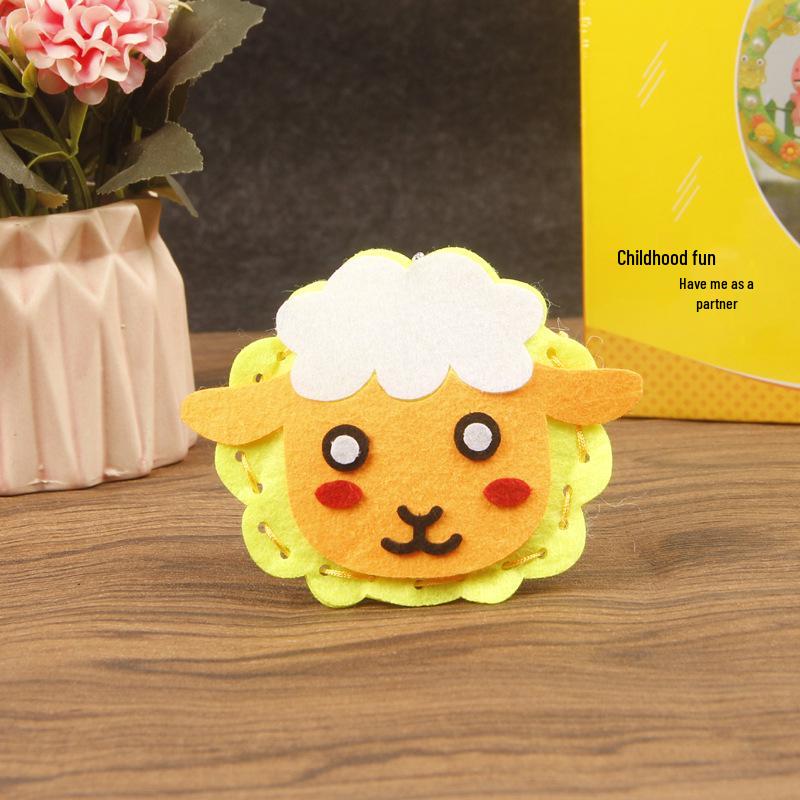 Kit de manualidades para llaveros de animales DIY para niños: Adornos Creativos de Costura No Tejidos