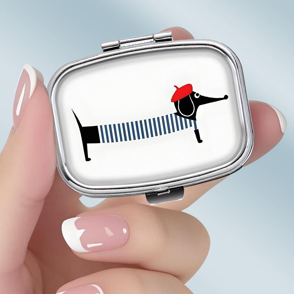 Portapillole Portatile con 2 Scomparti, Mini Custodia Organizer in Metallo per Medicine, Carino Contenitore Stampato per Pillole, Vitamine, Gioielli, Viaggio, Uso Quotidiano