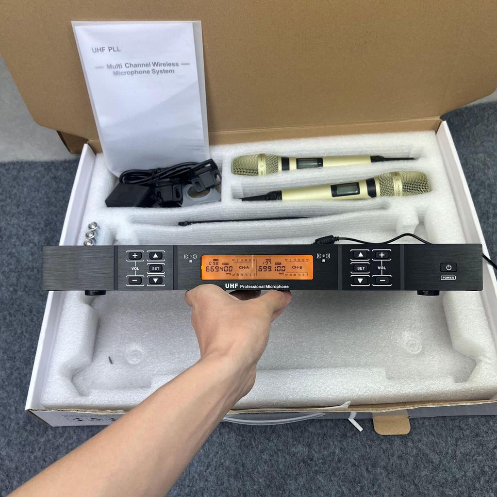 U-Band Infrared Wireless Lavalier & Headset Microphone for Stage & Conference