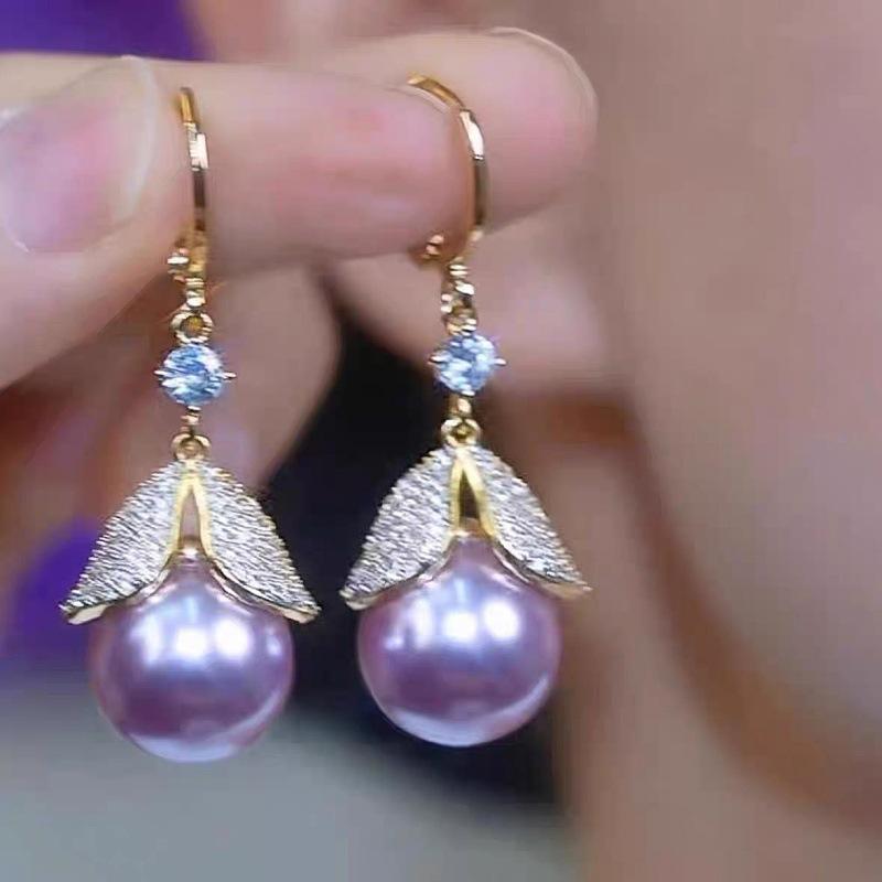 High-end light luxury full of diamond leaves bead earrings design zircon ear buckles niche fashion versatile exquisite earrings