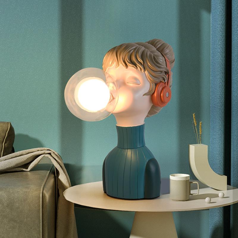 Nordic Luxury Human Statue Sculpture Decoration Table Lamp Hat Girl Decor Figurine Art Resin Table
