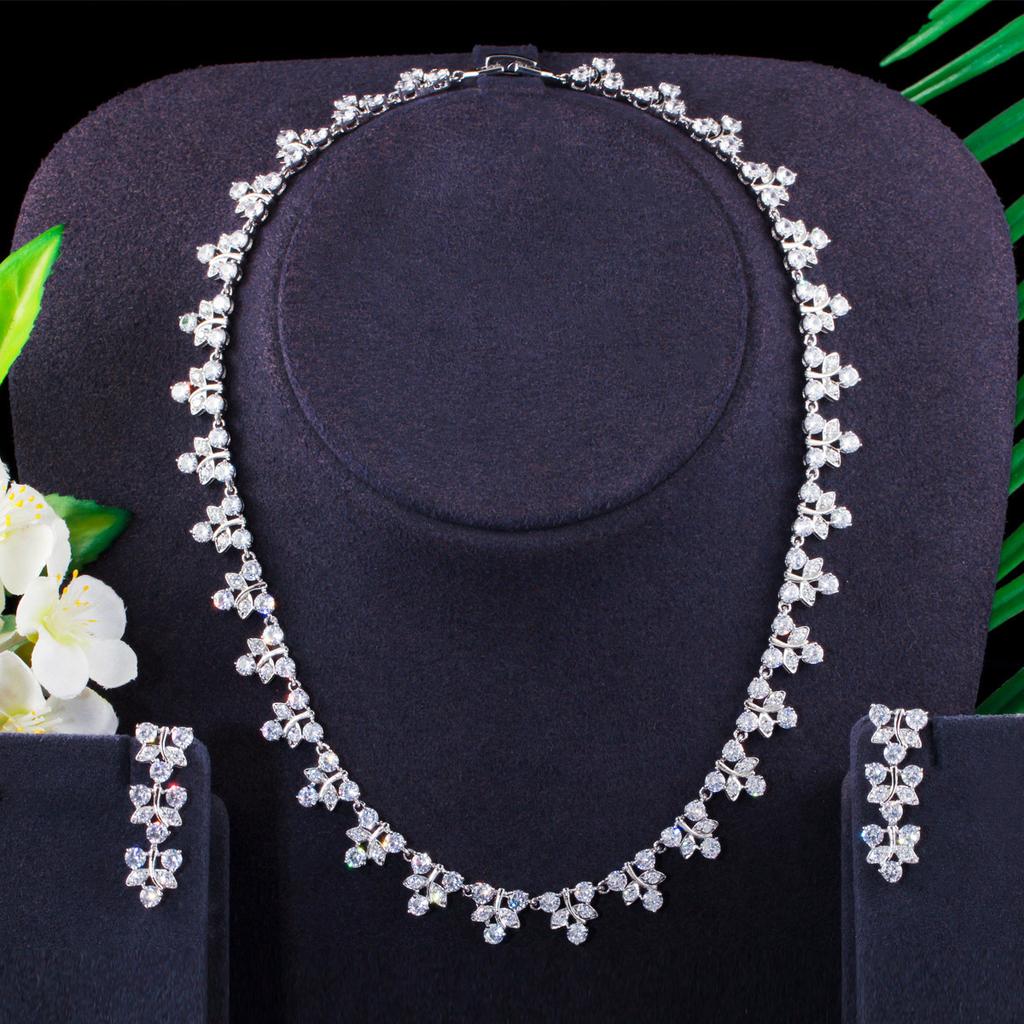 Trendy Zircon Leaf-Shaped Bridal Necklace Dress With Temperament Earrings Two-Piece Set