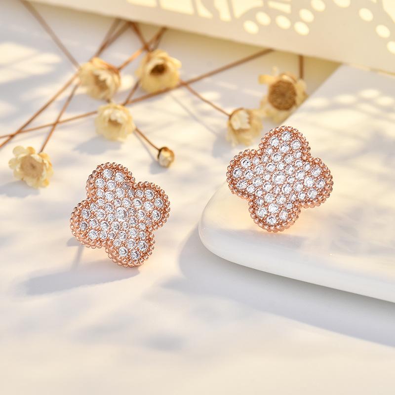 

Серьги с четырьмя листочками клевера для женщин с легким роскошным темпераментом, высококачественные серьги