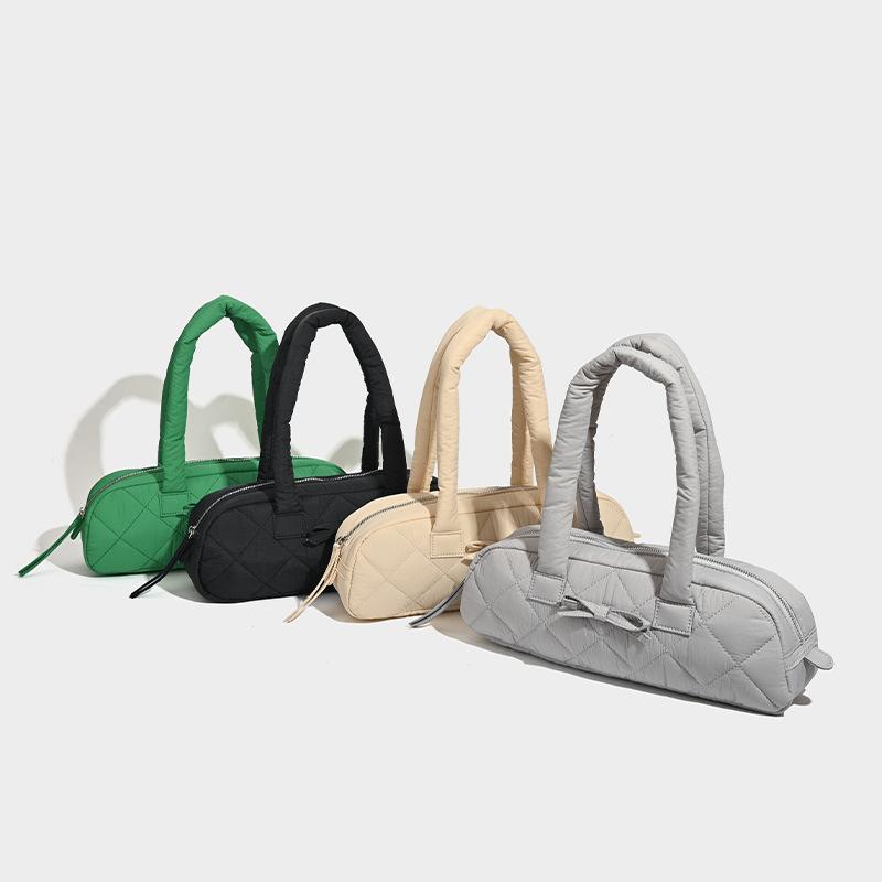 Retro Hand-held Underarm Baguette Bag with A Unique Diamond-patterned Bow Design