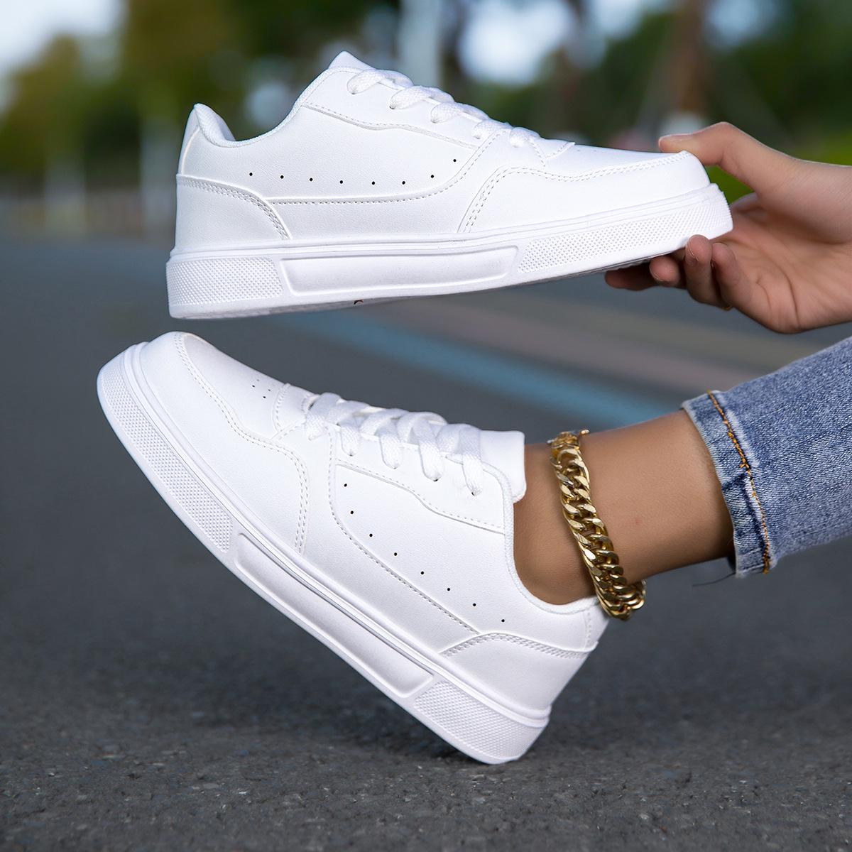 

Breathable White Cross-Border Couple s Casual Korean-Style Sports Shoes with Thick Comfortable Sole 40