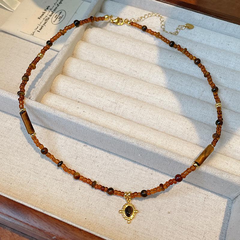 Retro Tiger Eye Stainless Steel Necklace - Light Luxury, Versatile Clavicle Chain Jewelry