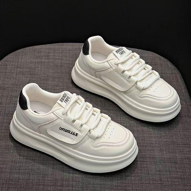 

22 new autumn and winter models Ankola red heightened platform lightweight board shoes autumn hongjie 35