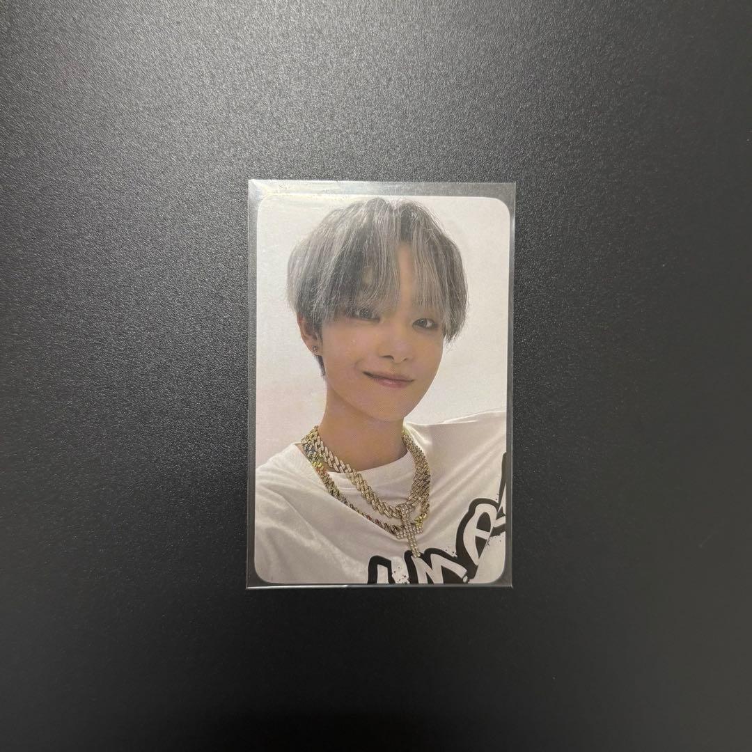 [USED] TREASURE Jihoon Photocard BOMB Lucky Drop reboot