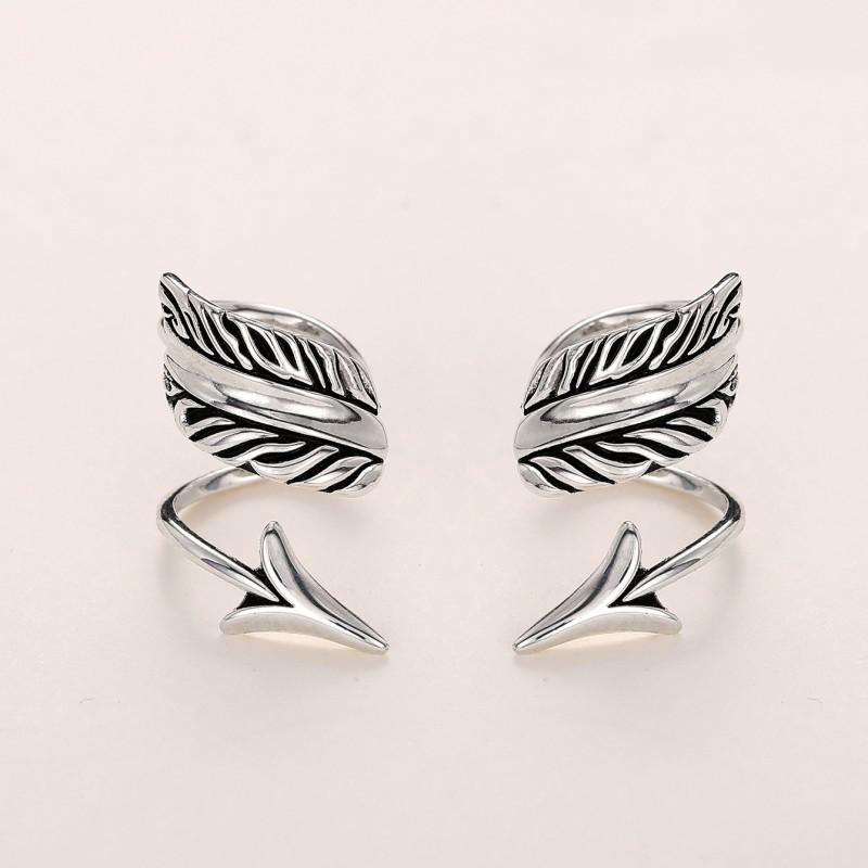 

Huitan Vintage Design Arrows Shaped Clip Earrings for Women Ear Cartilage Earrings Non-piercing Accessories Personality Zircon