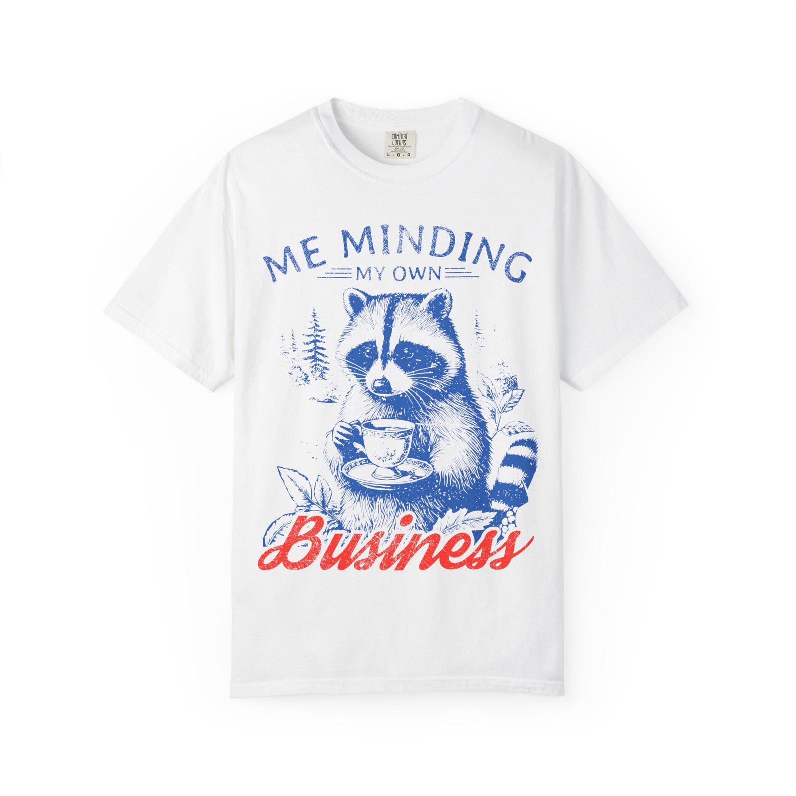 Me Just Minding My Own Business Raccoon coffee T-shirt | Vintage style print 3XL