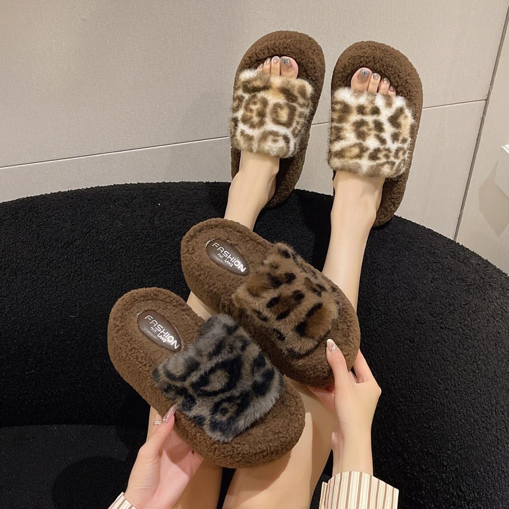 2025 autumn new Korean version leopard print thick-bottomed fluffy slippers women wear open-toed plush indoor cotton slippers small size