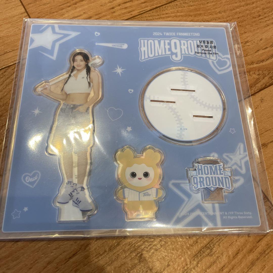 

[USED] TWICE POPUPSTORE HOME 9ROUND Acrylic Stand Jihyo