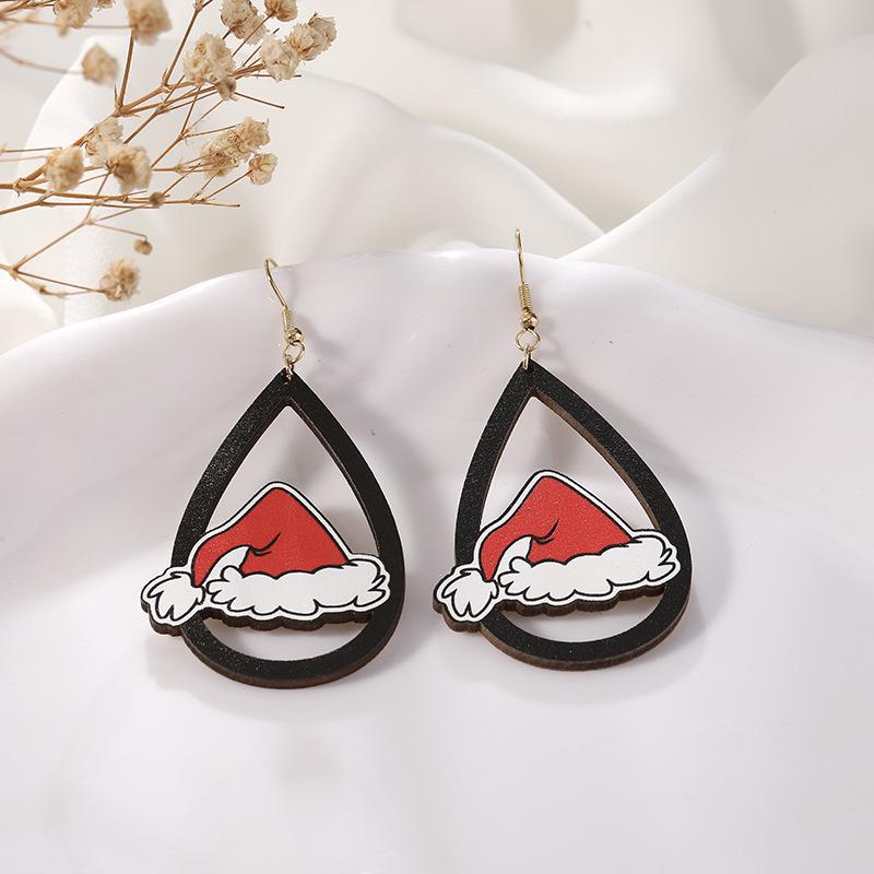 High-End Reindeer Candy Christmas Earrings for Women: Cute Cartoon Holiday Jewelry