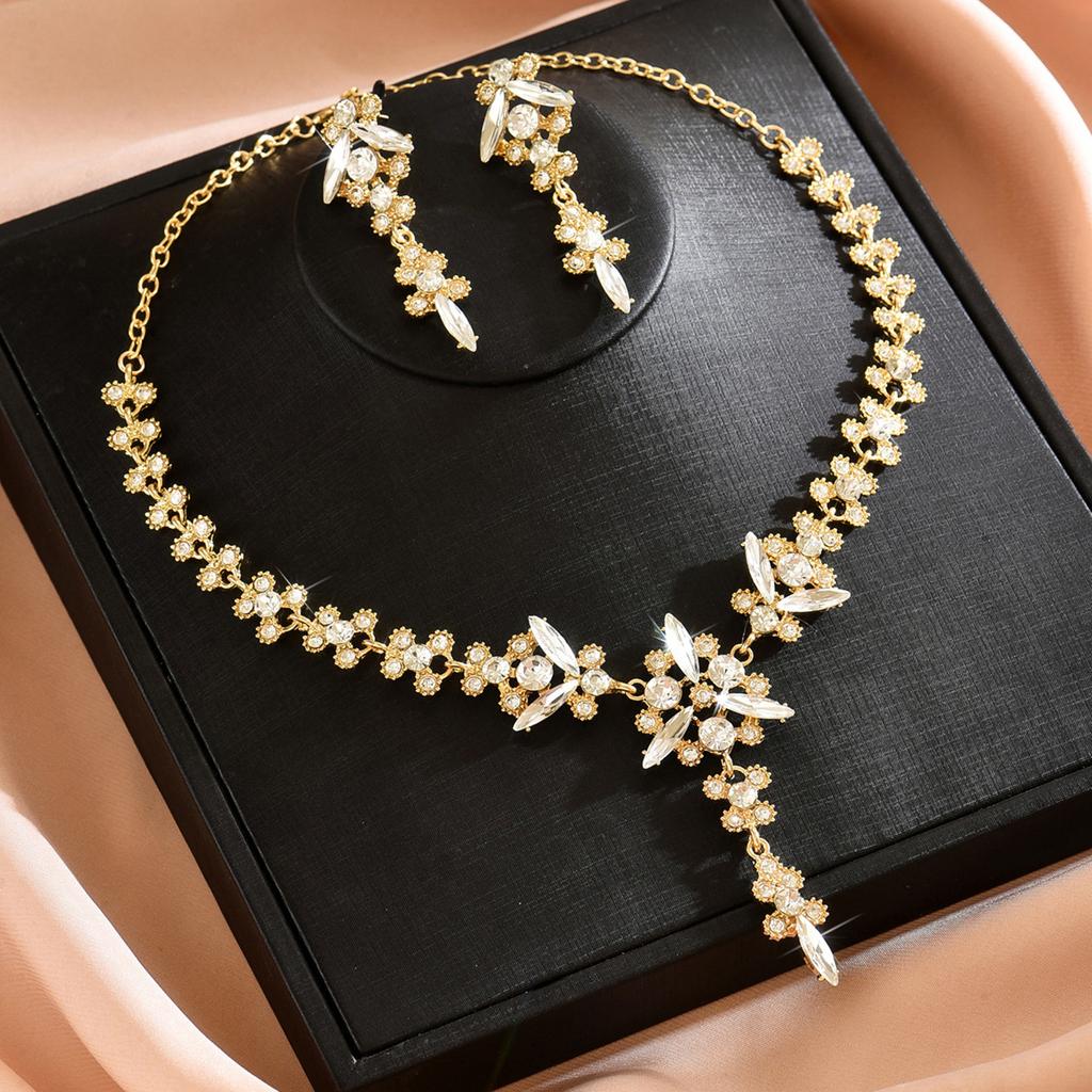 Exaggerated Atmospheric Crystal Necklace Earrings Set, Bridal Wedding Alloy Set Chain Women'S Accessories