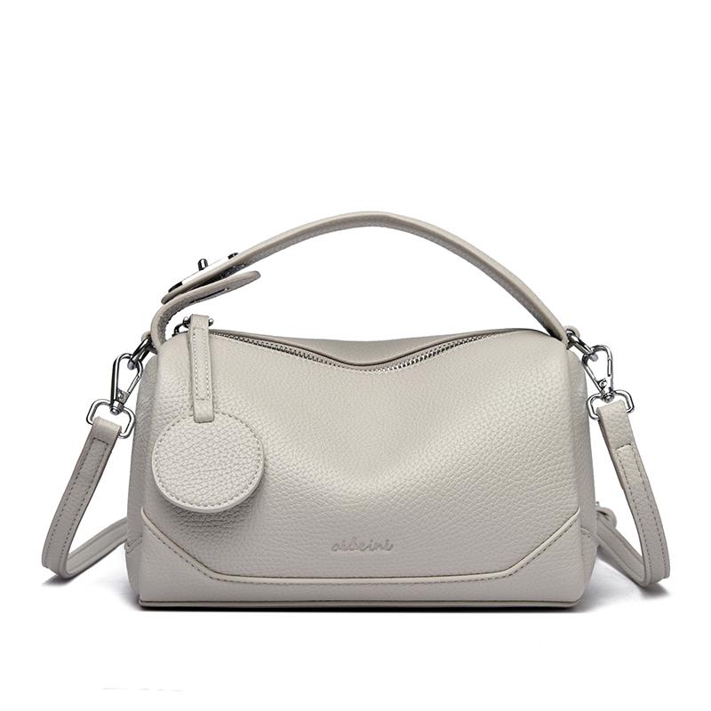 

Elegant Women s Handbag Unique Handle Design Soft Leather Women Shoulder Crossbody Bags for Women Luxury Handbags Women Bags Sac сірий