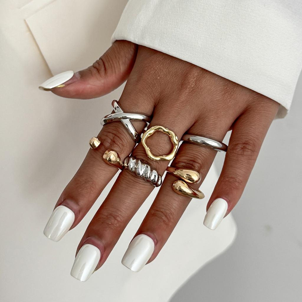 Vintage Smooth Adjustable Joint Open Rings for Women Exaggerated Gold Color Geometric Finger Rings Hip Hop Daily Jewelry Gift New