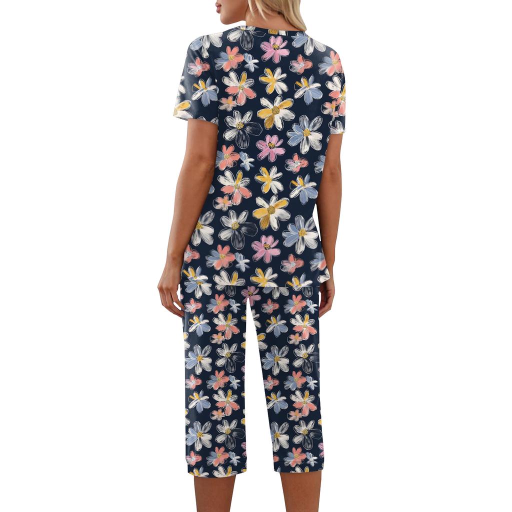 Women's Two Piece Set Short Sleeve Top and Capri Pants Hawaiian Floral Print Casual Lounge Wear Soft Fabric Relaxed Fit
