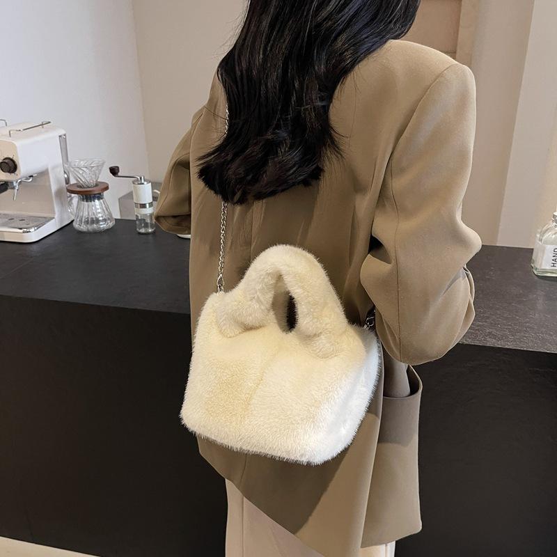 

Новая пушистая сумка из искусственного лисьего плюша, плиссированная сумка из тыквы, большая вместительная сумка через плечо, ручная сумка из плюша 21*17*14 белый