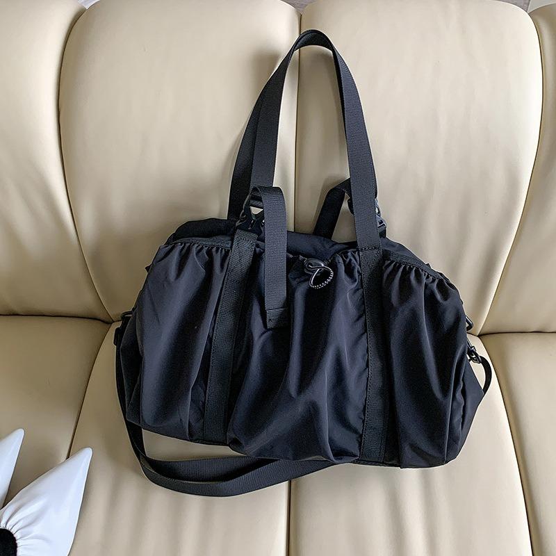 New Shoulder Bag Niche Casual Messenger Bag Women's Large-capacity Travel Commuting Nylon Tote Bag Women