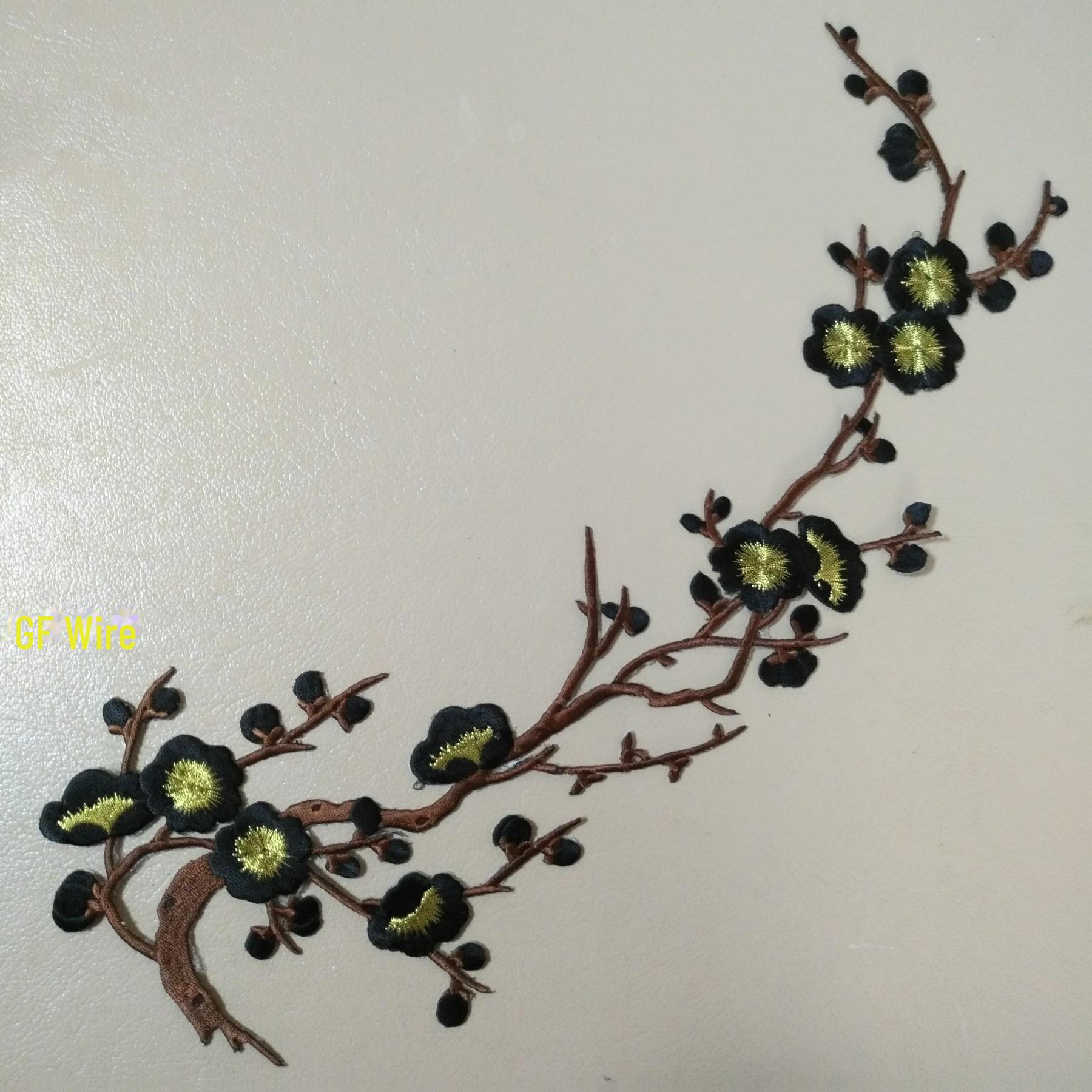 

Вышитая нашивка «Цветок зимней сливы» для чонсама — своими руками в китайском стиле с термонаклейкой 15X36 cm чёрный/золотой