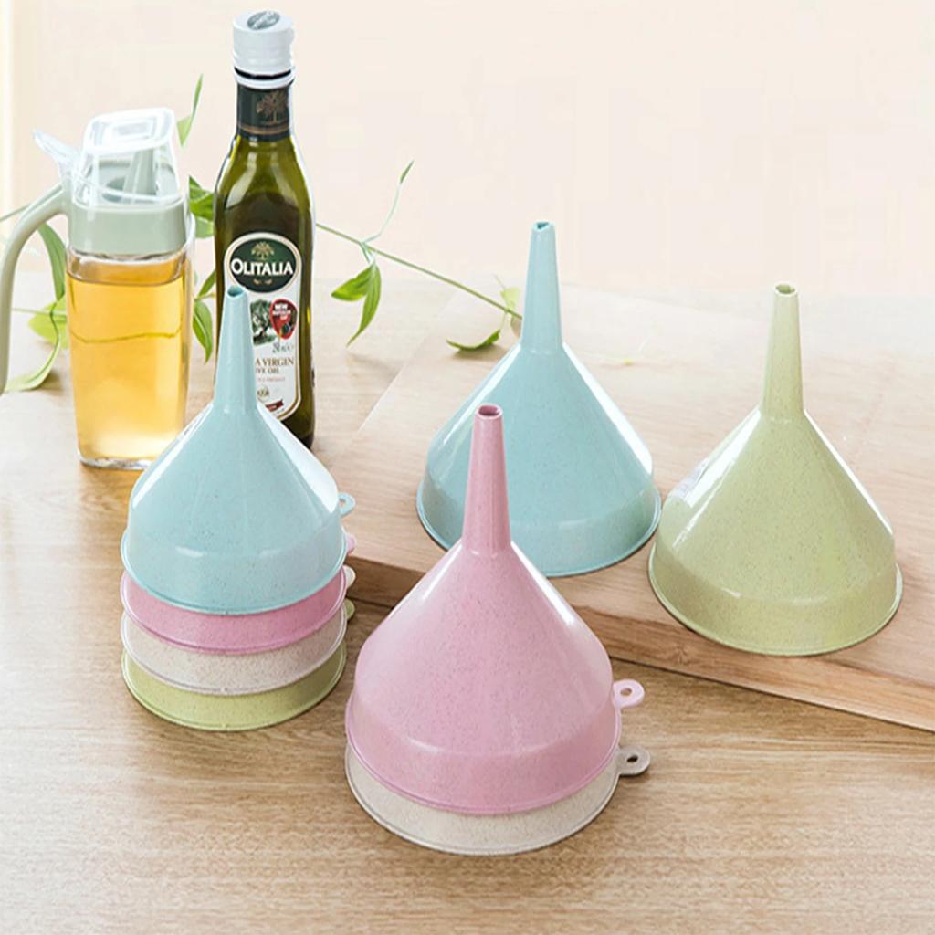 Portable Kitchen Tools Funnel for Oil Liquid Dispensing Reusable Plastic Funnels Household Liquid Oil Funnel Kitchen Supplies