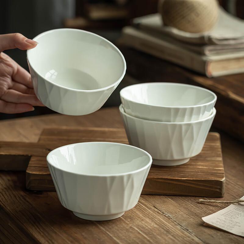 De ou Xingguang 4.5-inch Embossed Ceramic Rice Bowl (Set of 3)