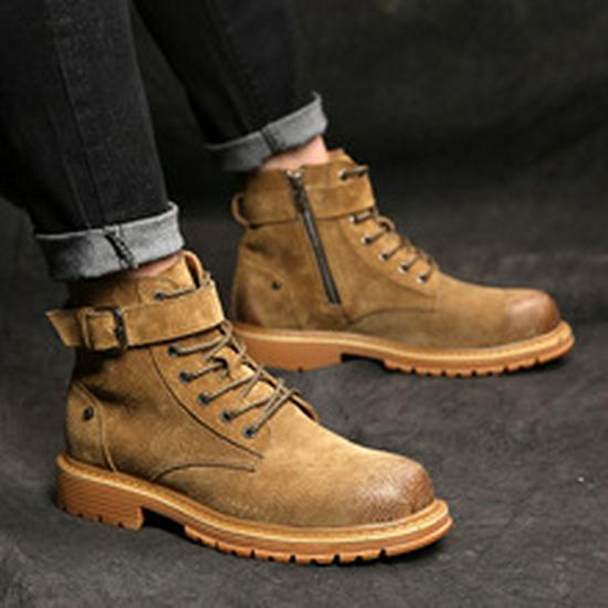 Men's Winter Martin Boots: Trendy Genuine Leather, Plush Lining, Retro Thick-Soled Chelsea Design for Warmth and Comfort.