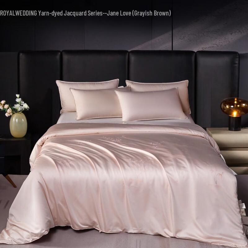

Hongdou Bamboo Rhyme Jacquard Mulberry Silk All-Season Duvet