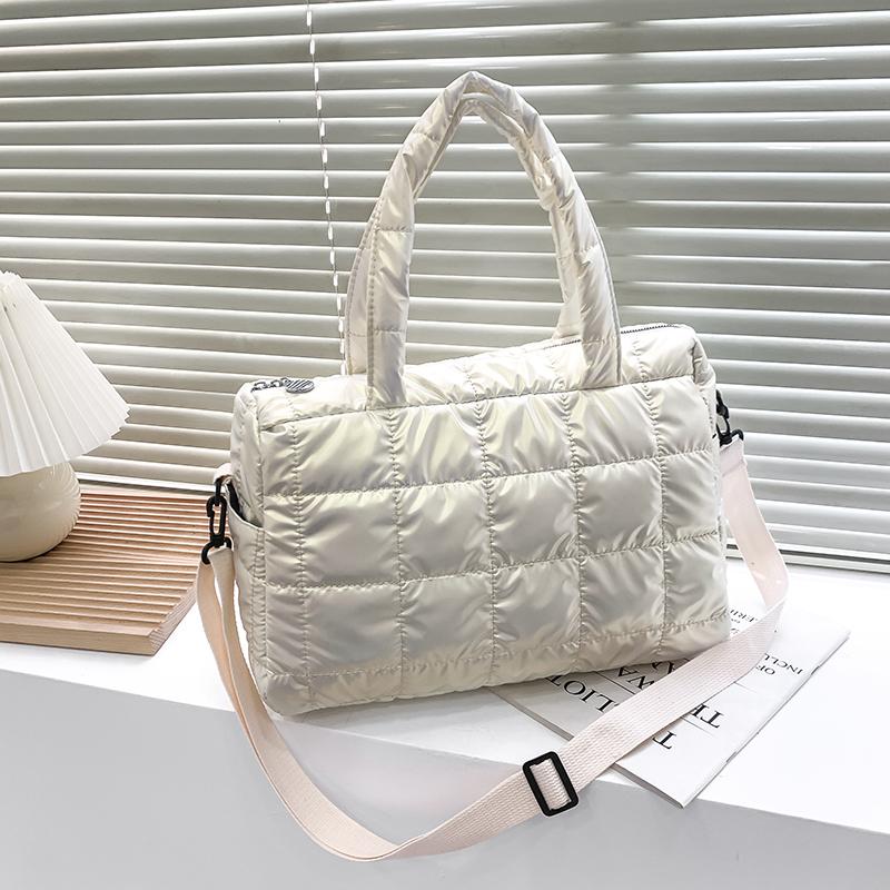 Borsa a tracolla da donna Warm Space Borse a tracolla femminili trapuntate in nylon ad alta capacità per borse a tracolla da donna