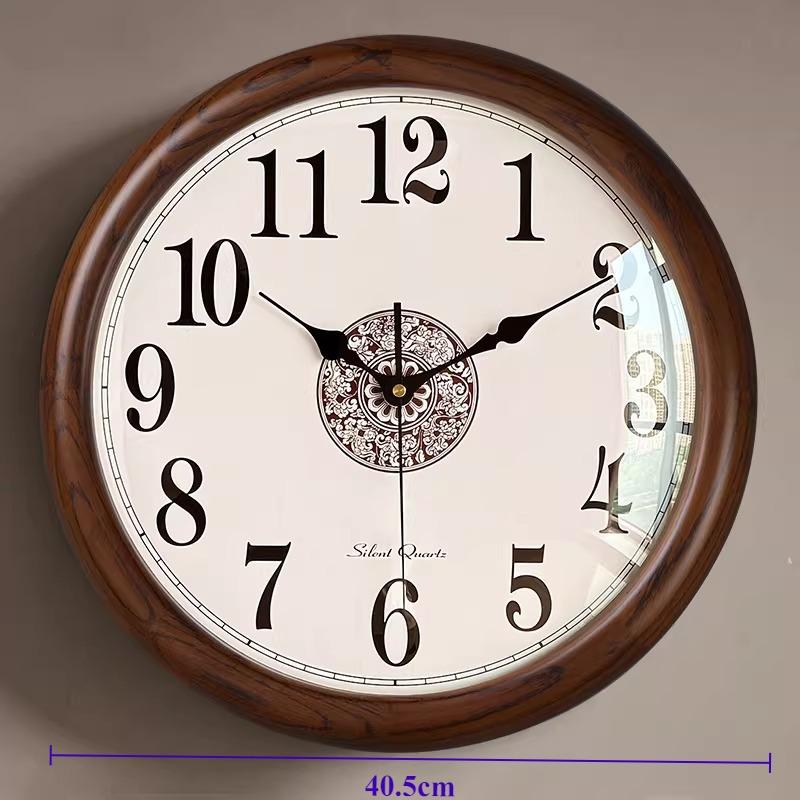 Solid Wood Wall Clock Retro Simple Wall Clocks Household Silent Aesthetic Hanging Clock Living Room Decorative Accessories
