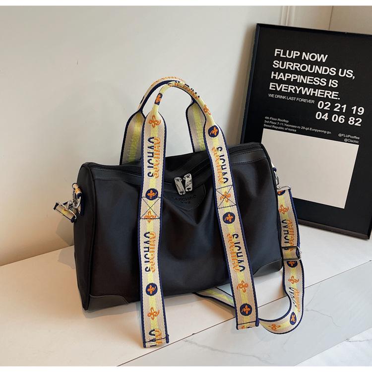 

2025 Trendy Versatile Crossbody Travel Bag with Letter Webbing - Casual Sports Fitness Handbag