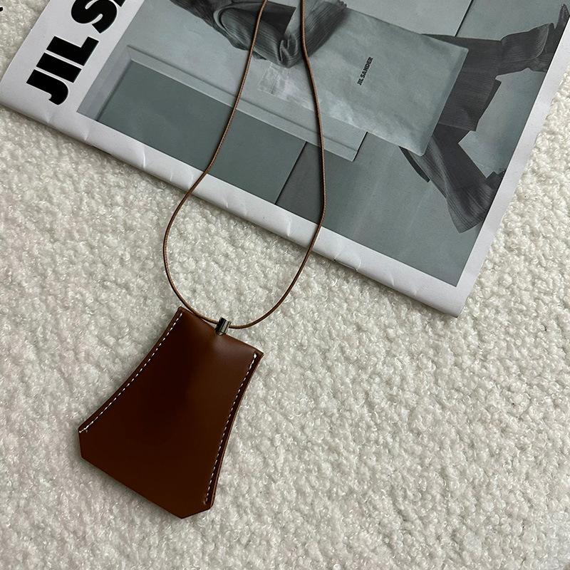 Minimalist Hanging Neck Mini Glasses Bag, Glasses Storage Bag, Handmade Leather Semi-circular Necklace Bag