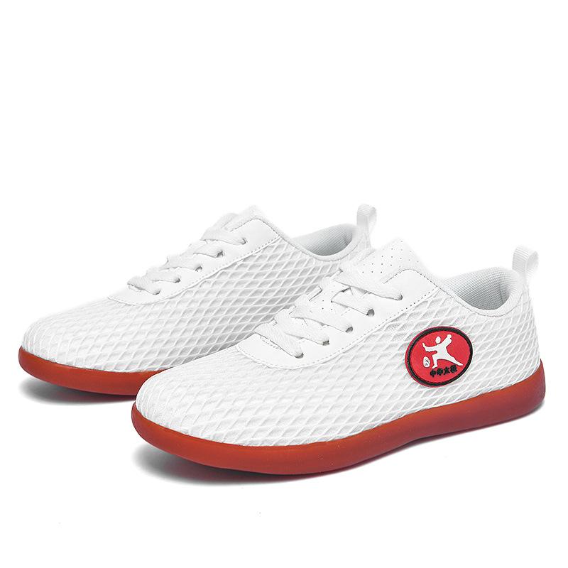 

Tai Chi practice shoes men s and women s spring and summer breathable mesh shoes soft sole lightweight casual sports shoes outdoor martial arts shoes 34