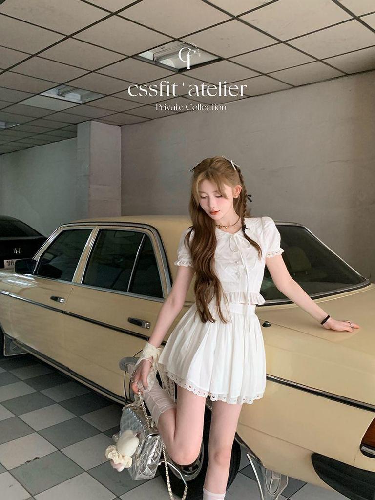 2026 Summer French Slim-fit Peter Pan Collar White Shirt and Embroidered Heart Skirt Set for Women