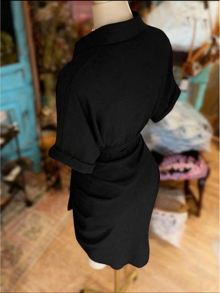Elegant European & American Style Lace-up Shirt Dress with Adjustable Lapel and Waist-cinching Design - Fashionable Women's Attire for 2026.