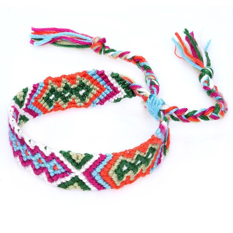 Bohemian Woven Friendship Bracelets for Women Girl Fashion Braided Handmade Tassels Wrap Boho Bracelets Adjustable
