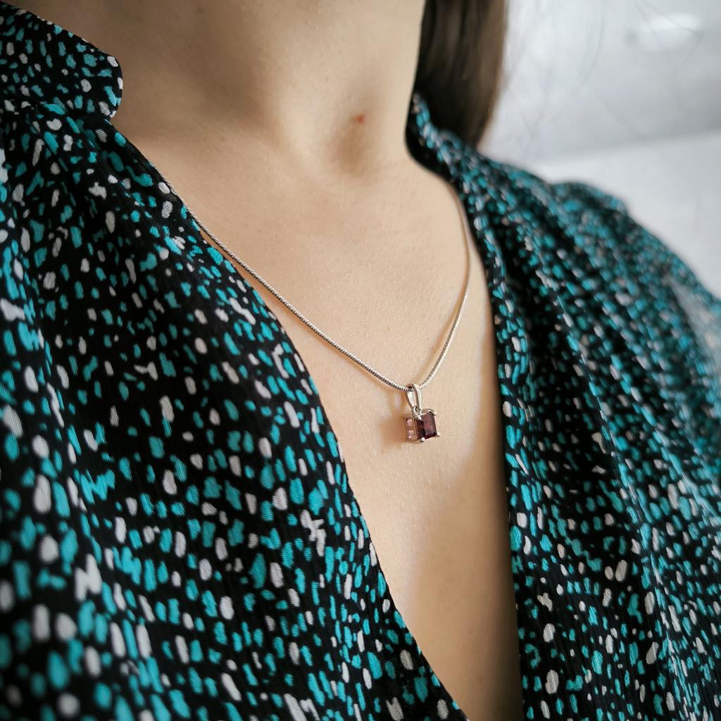 Silver Pendant with Garnet 0.85ct (2204367)