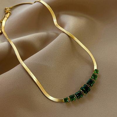 Schlangenkette aus 316L Edelstahl für Damen, Zirkon-Anhänger, Halskette aus 18-karätigem Gold, AVE