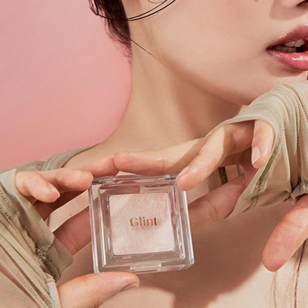Glint Highlighter, 05 Pitch Moon, 2 Pieces