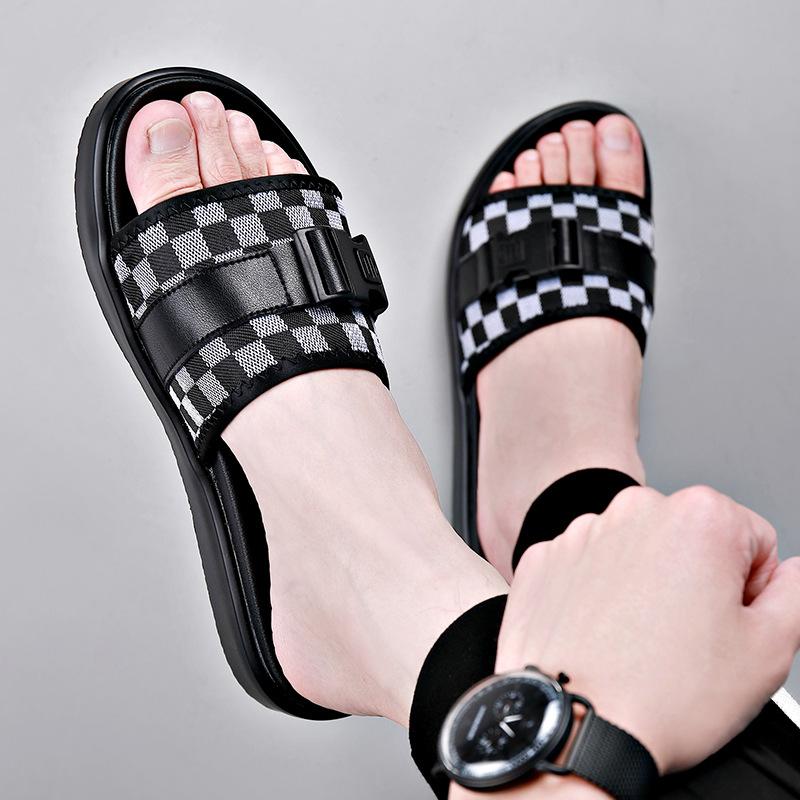 Fashion Summer Fashion Soft Soles Lightweight Beach Shoes for Men Fashion Casual Grid Designer Slippers Man High Quality Slipper Shoe