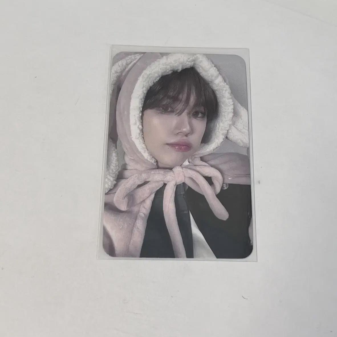 

Cravity Sungmin Sunseeker Soundwave Rabbit Hat Photocard