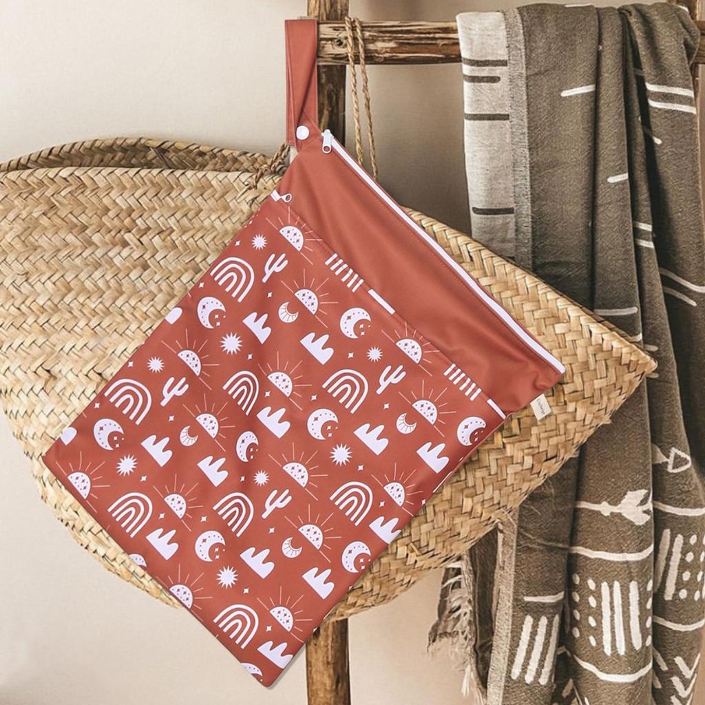 Waterproof Reusable Cloth Bag with Zipper Pocket and Handle - Fashionable Sun Burst Design, Suitable for Beaches, Swimming Pools, Gyms, Yoga